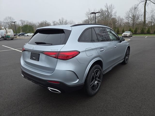 New 2026 Cirrus Silver Metallic Mercedes-Benz GLC300 image 3