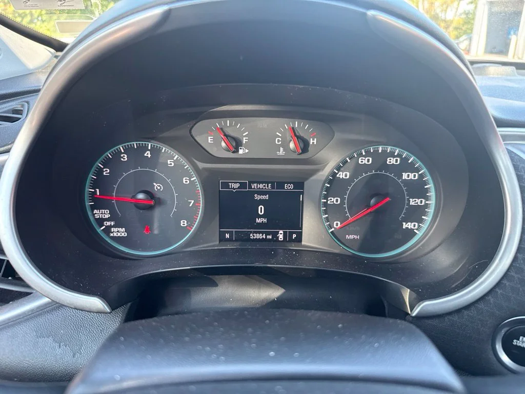 Used 2024 Gray Chevrolet LT image 7
