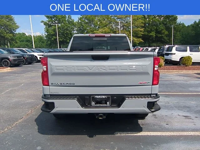 Used 2025 Gray Chevrolet RST image 4