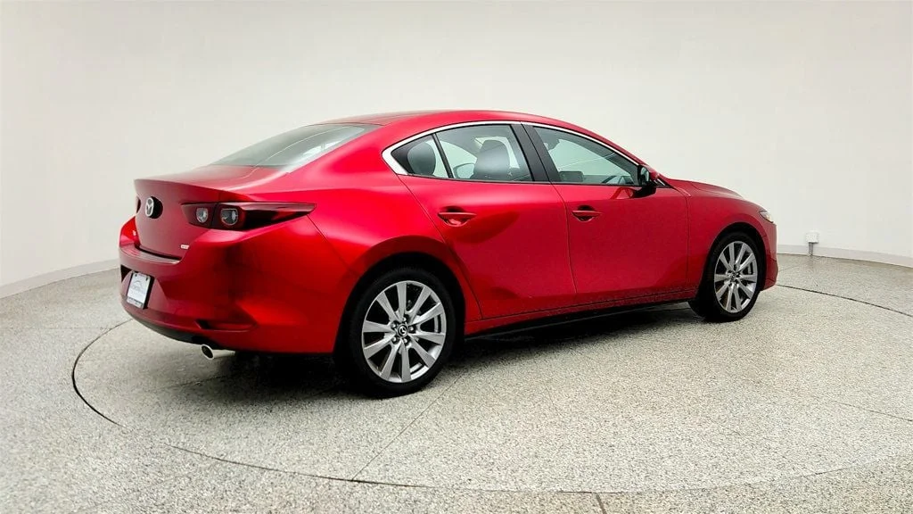 Used 2025 Soul Red Crystal Metallic Mazda 2.5 S Preferred FWD image 5