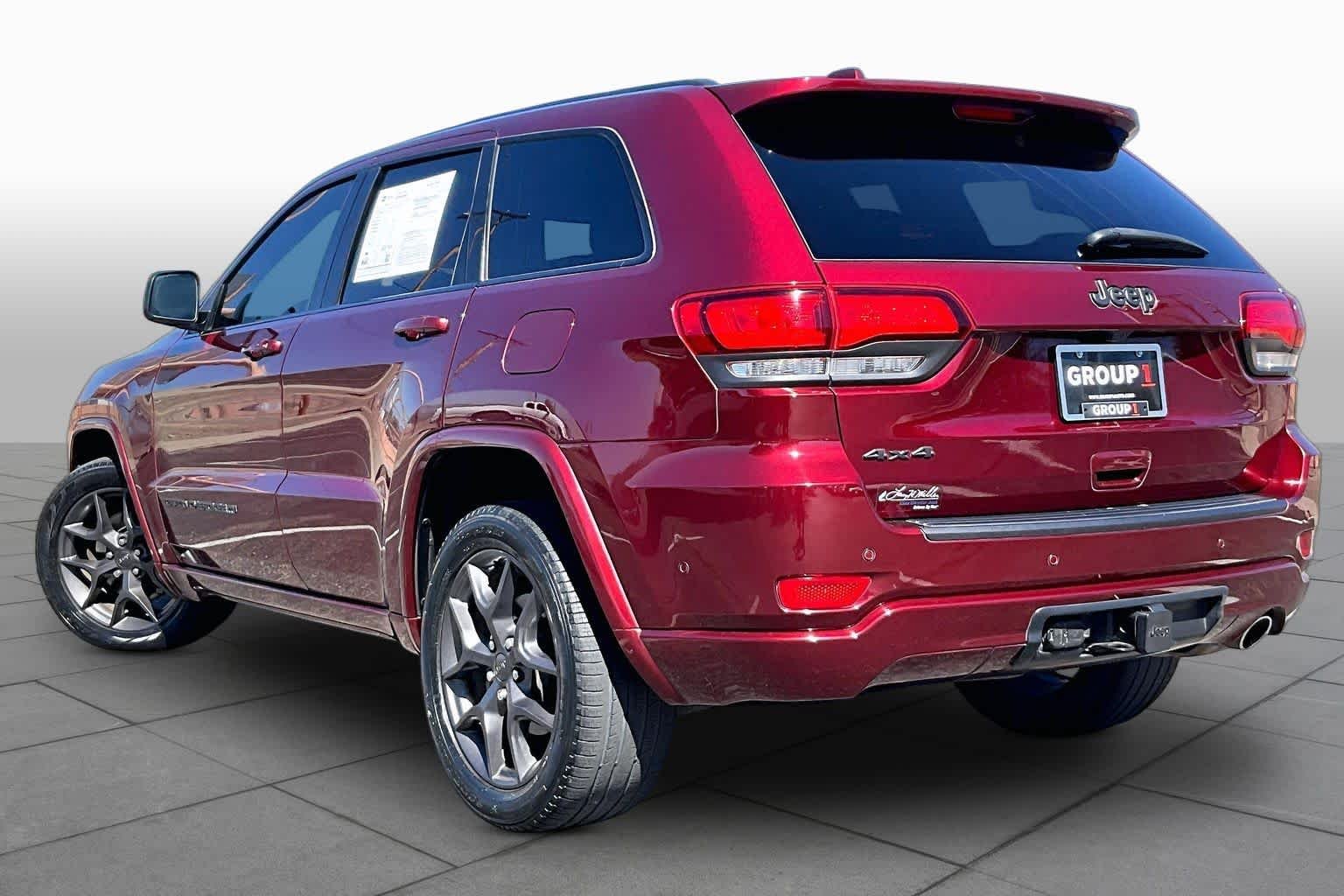 Used 2021 Velvet Red Pearlcoat Jeep 80th Anniversary image 12