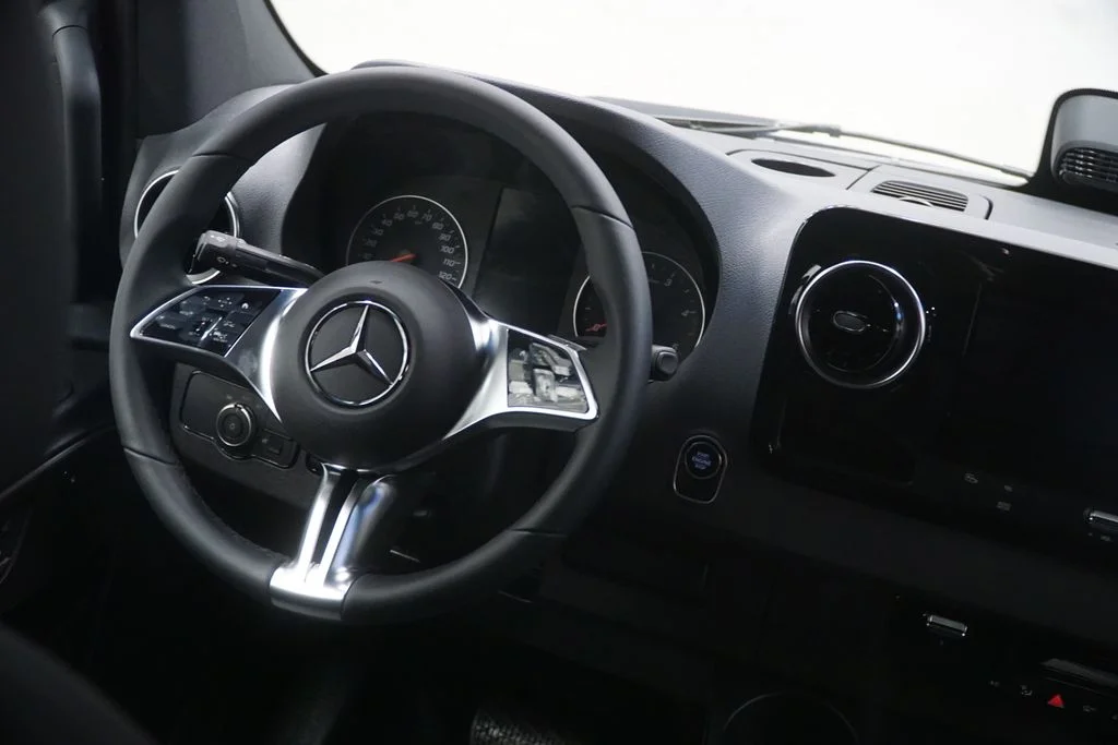 New 2026  Mercedes-Benz Cargo 144 WB image 15