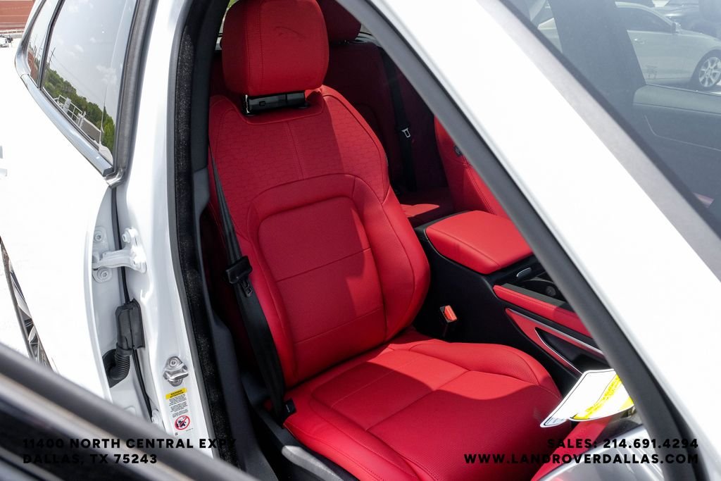 2026 Jaguar F-Pace R-Dynamic S - Photo 38