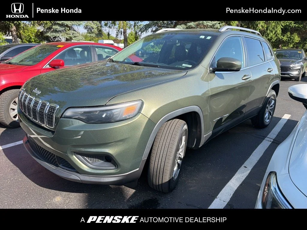 2019 Jeep Cherokee Latitude Plus 4X4's photo