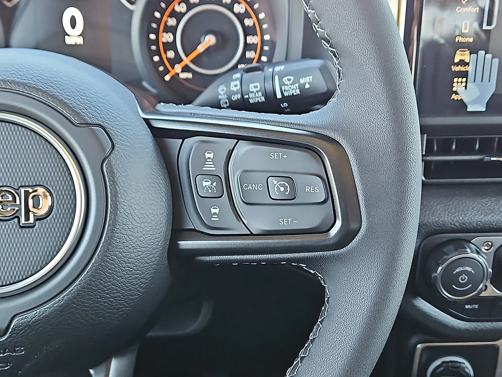 New 2026 41 Jeep 4-DOOR SPORT S image 18