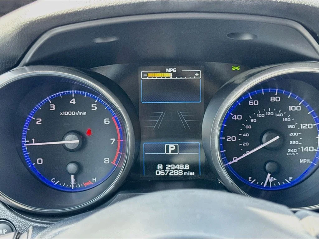Used 2017 Gray Subaru 2.5i image 15