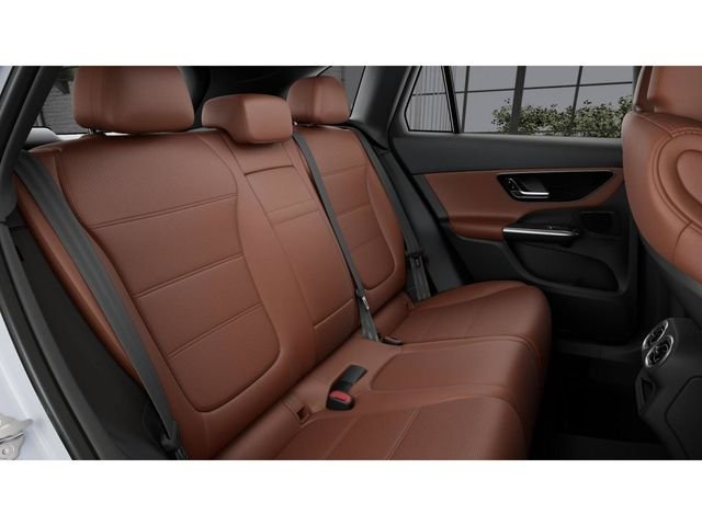 New 2026 Polar White Mercedes-Benz GLC 300 image 5
