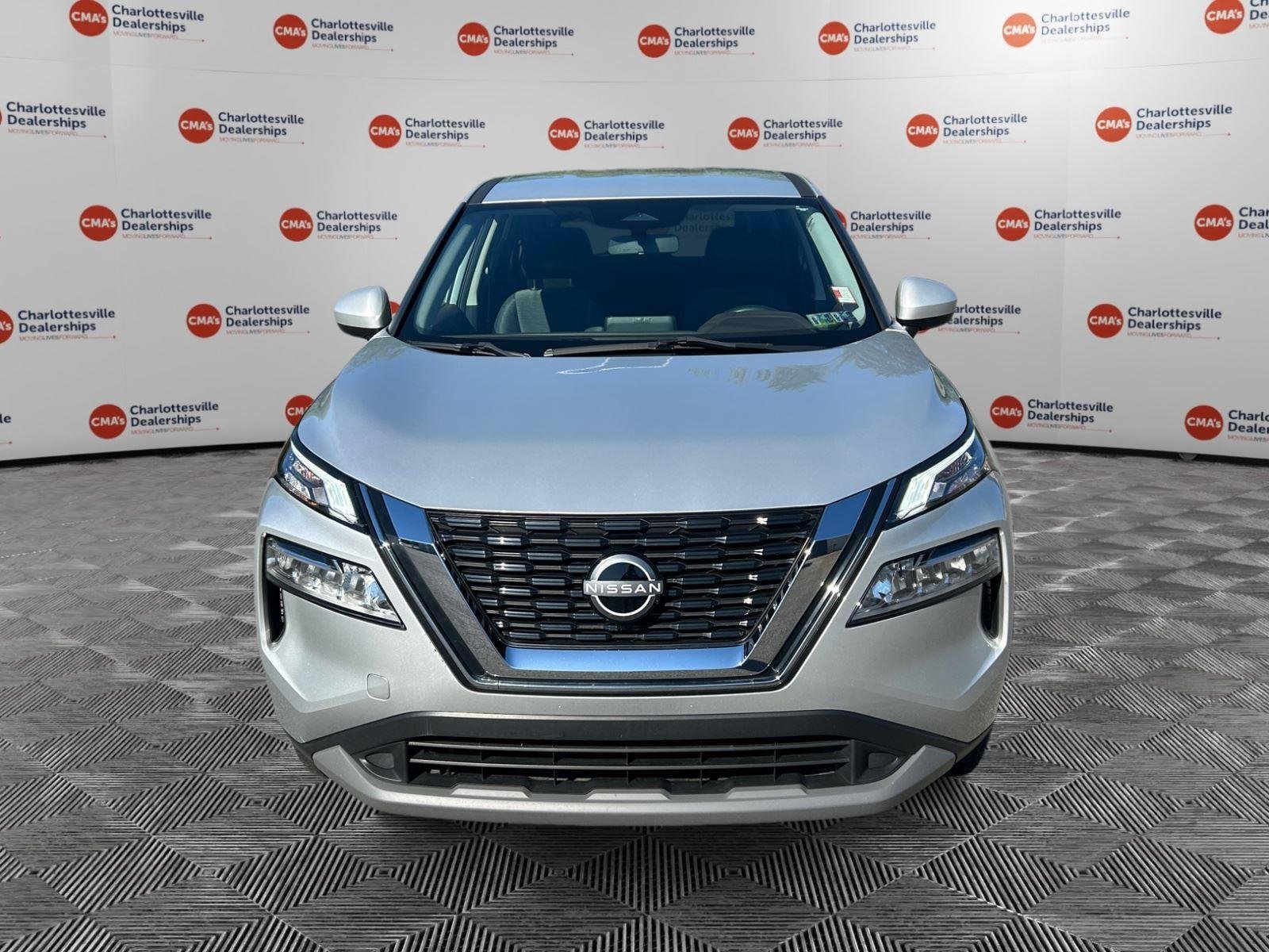 Used 2023 Brilliant Silver Metallic Nissan SV image 8