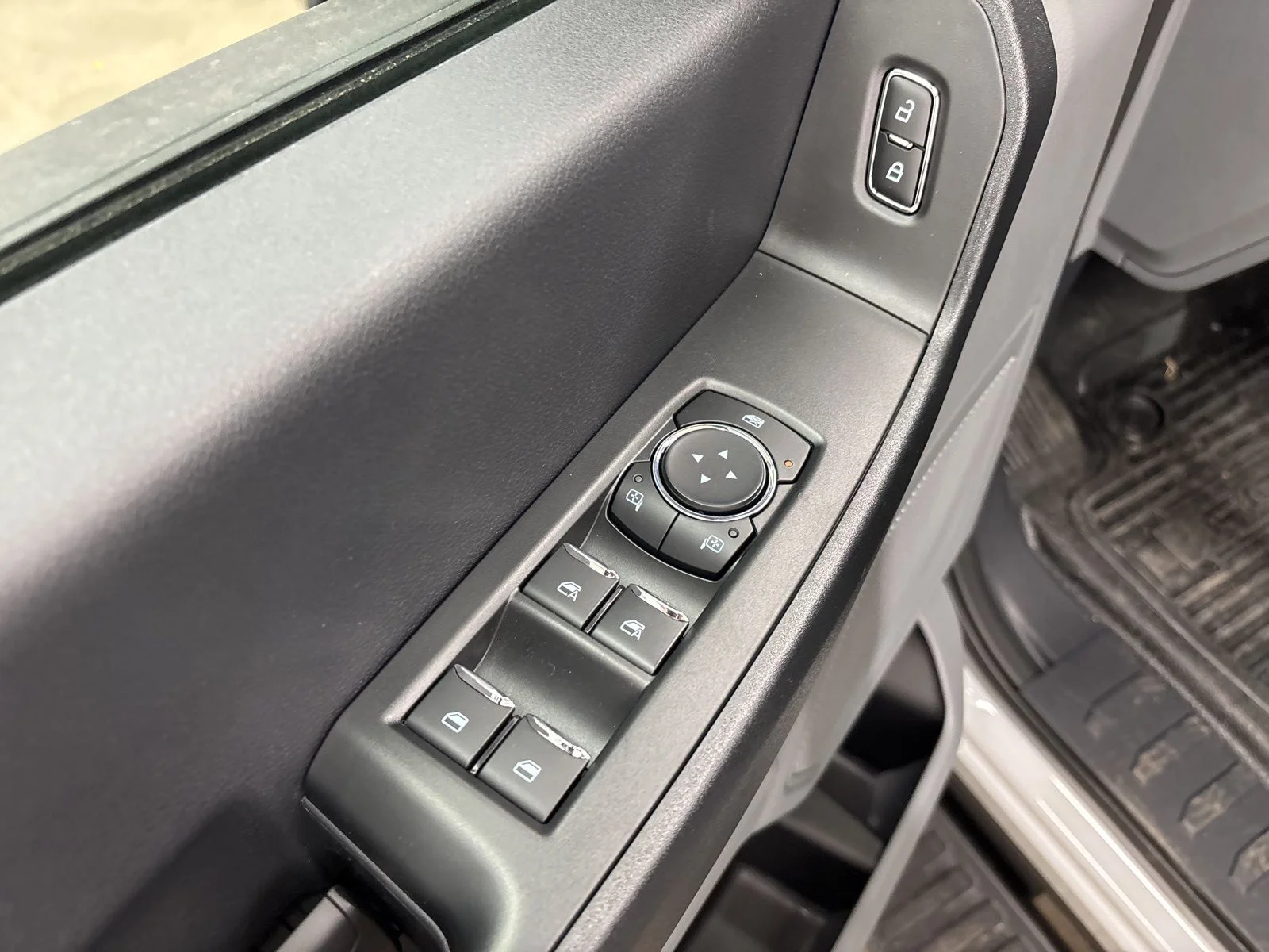 2026 Ford F-250 Super Duty XL - Photo 28