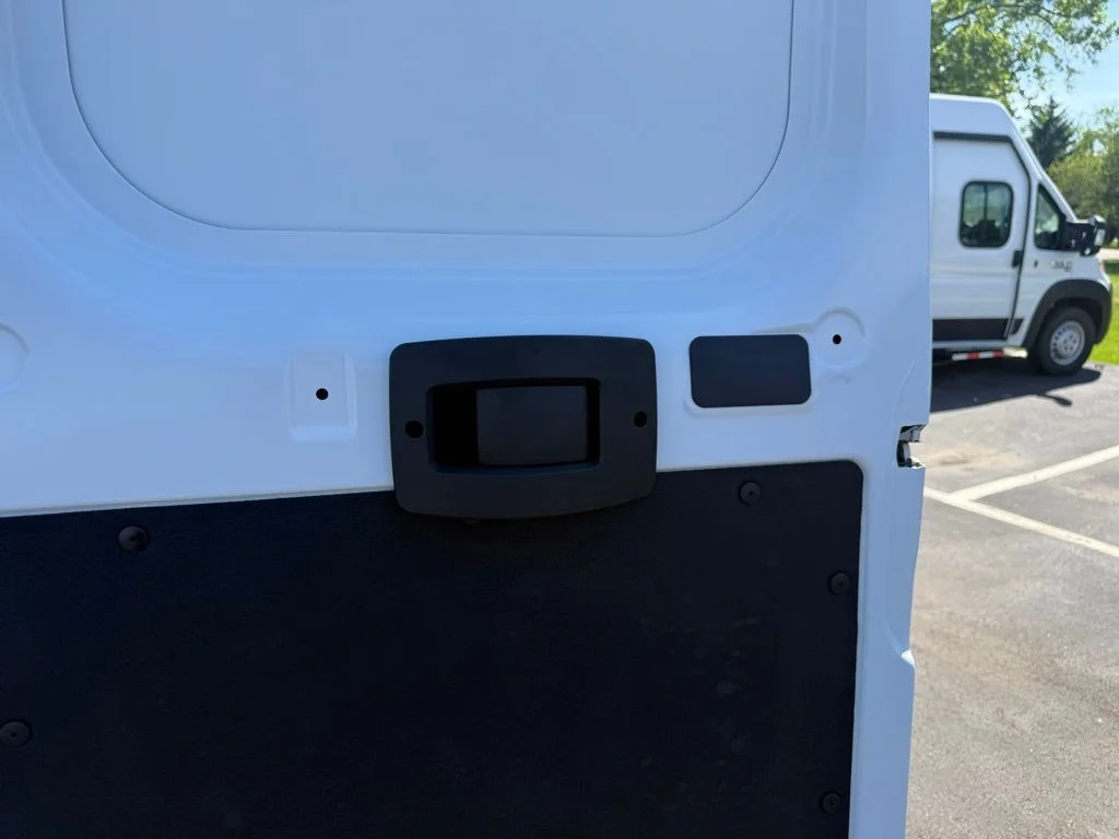 New 2026 Bright White Clear-Coat Exterior Paint RAM Low Roof image 31