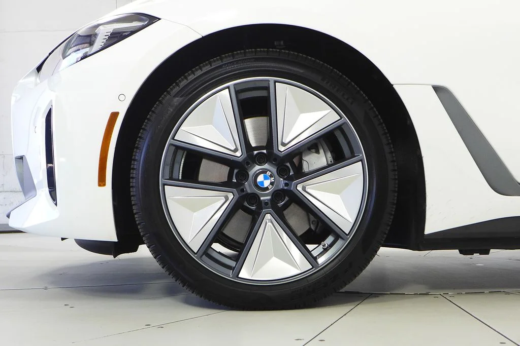 Used 2025 White BMW eDrive40 image 5