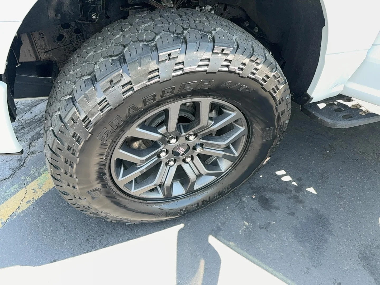 Used 2024 Gray Ford Tremor image 9