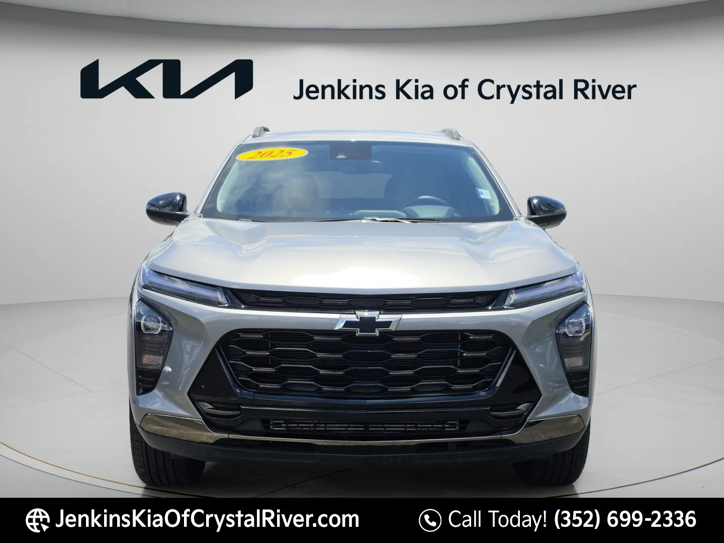 Used 2025 Sterling Gray Metallic Chevrolet ACTIV image 12