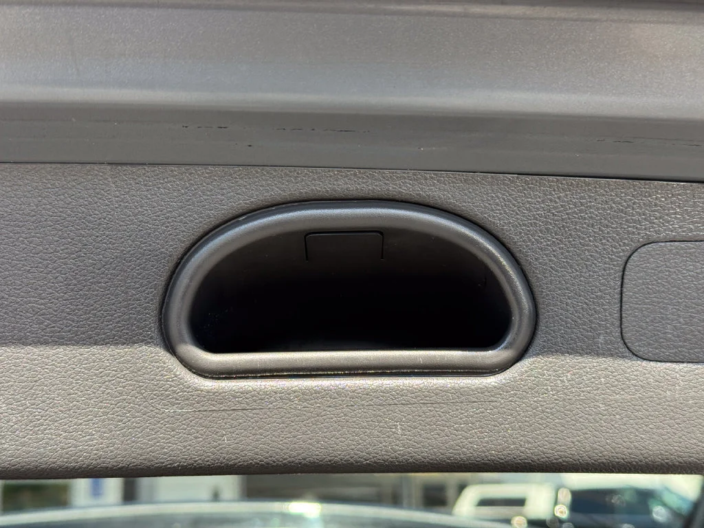 Used 2019  Hyundai Value image 12