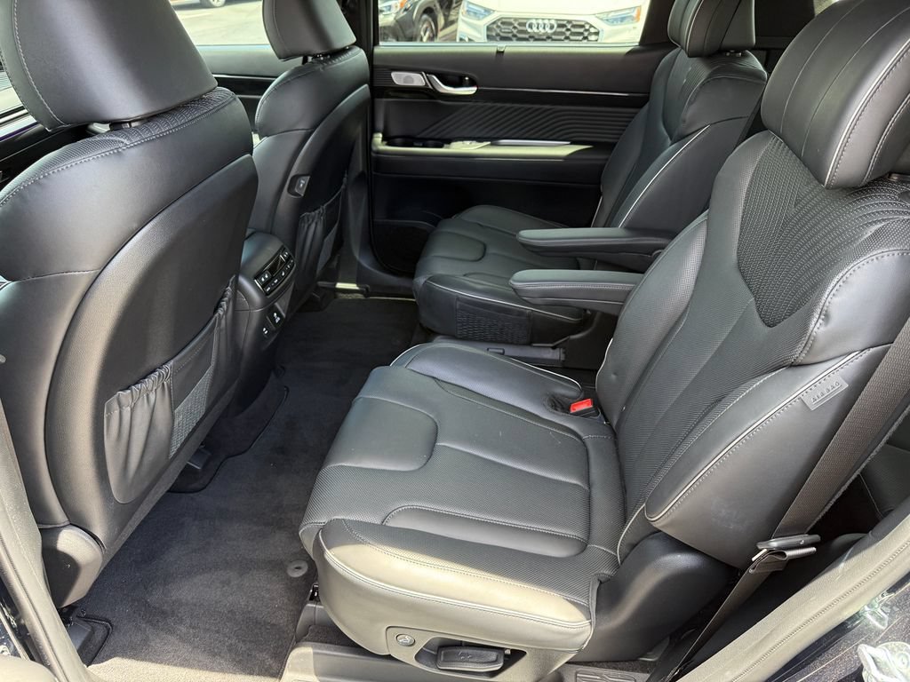 Used 2025  Hyundai Calligraphy image 19