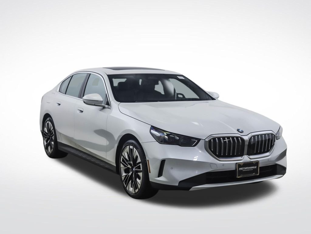 Used 2026 White Metallic BMW 530i xDrive image 7