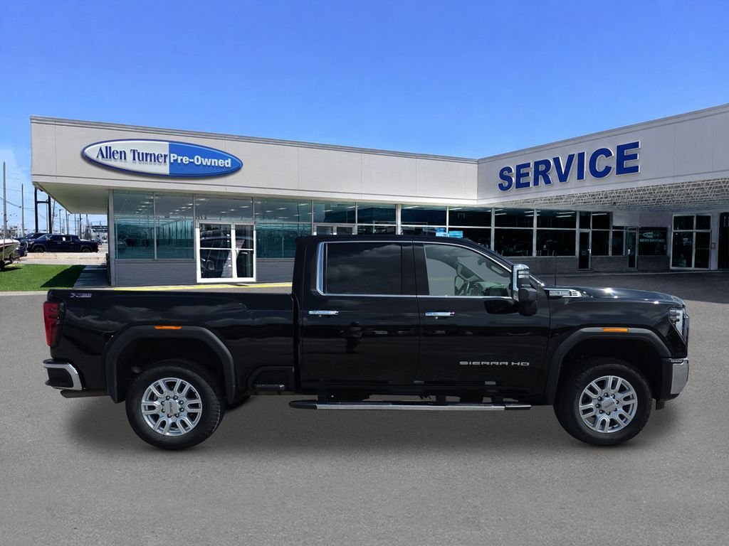 Used 2024 Onyx Black GMC SLT image 9