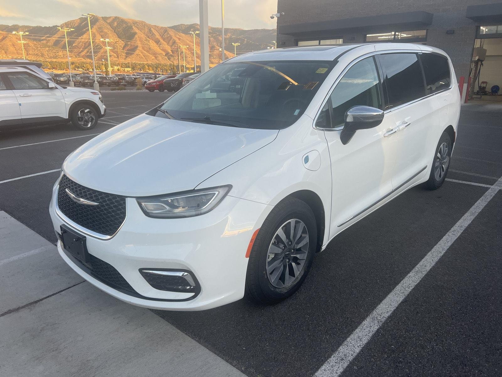 2023 Chrysler Pacifica