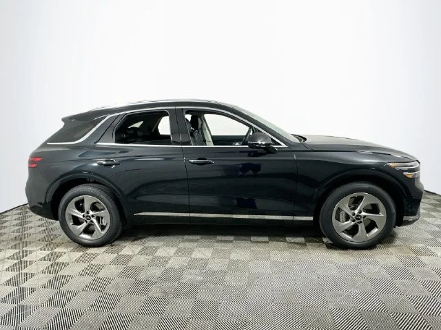 New 2026 Black Genesis 2.5T Advanced image 3