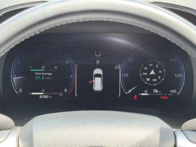 Used 2025  Toyota Platinum image 25