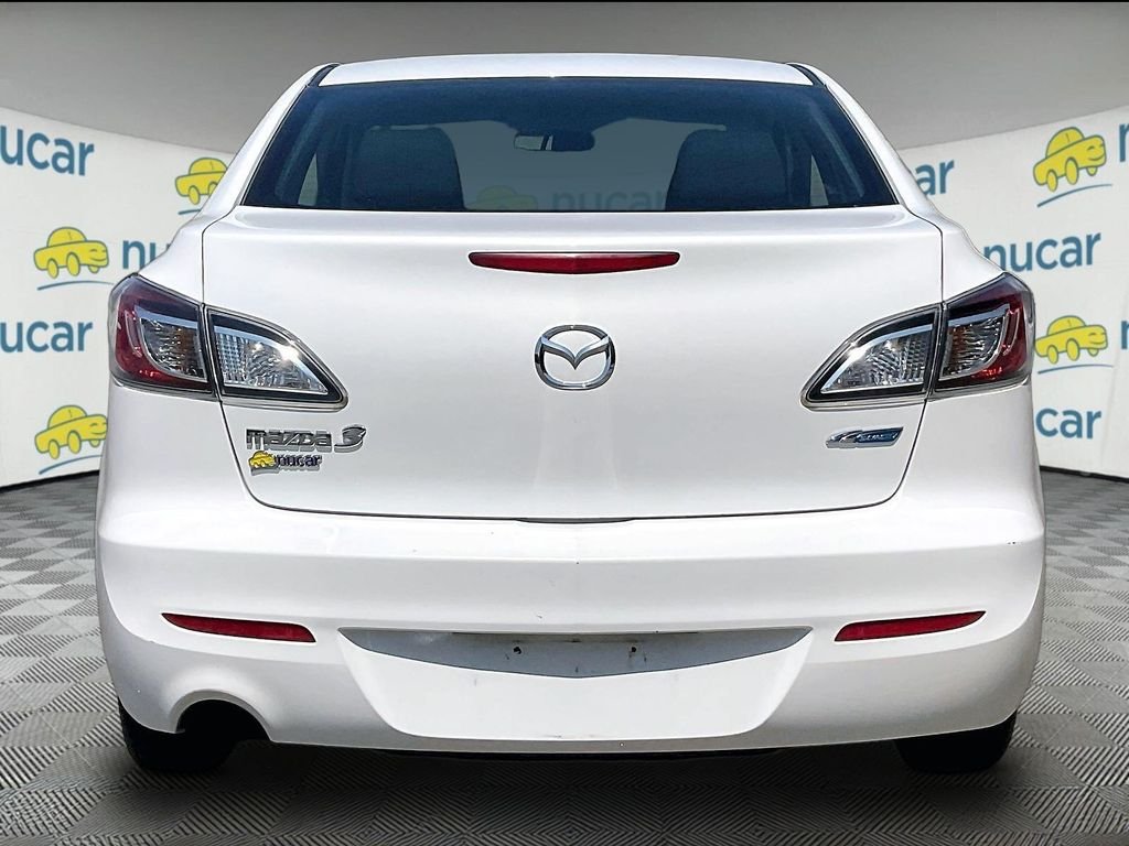 Used 2013 White Mazda i Sport image 5
