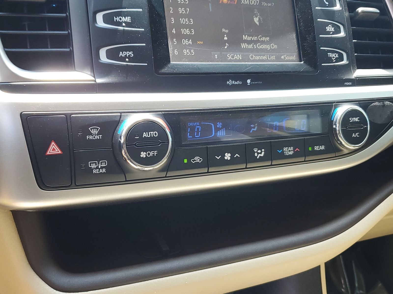Used 2015 Red Toyota LE Plus V6 image 15