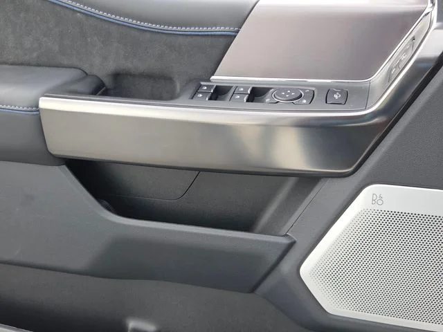 New 2026 Star White Metallic Tri-Coat Ford F-250® Platinum® image 26