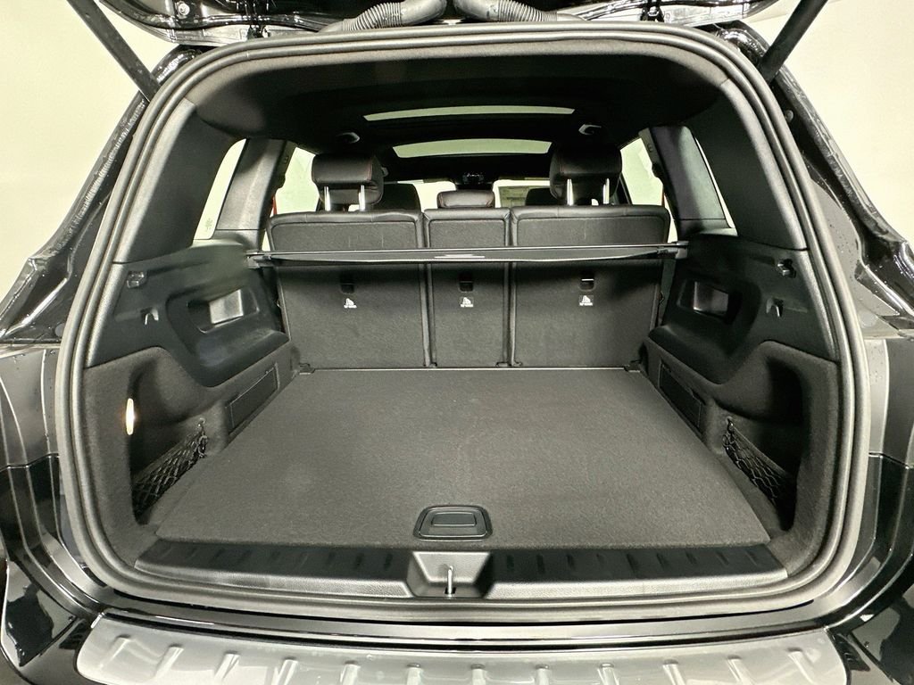 2026 Mercedes-Benz GLB AMG GLB 35 - Photo 27