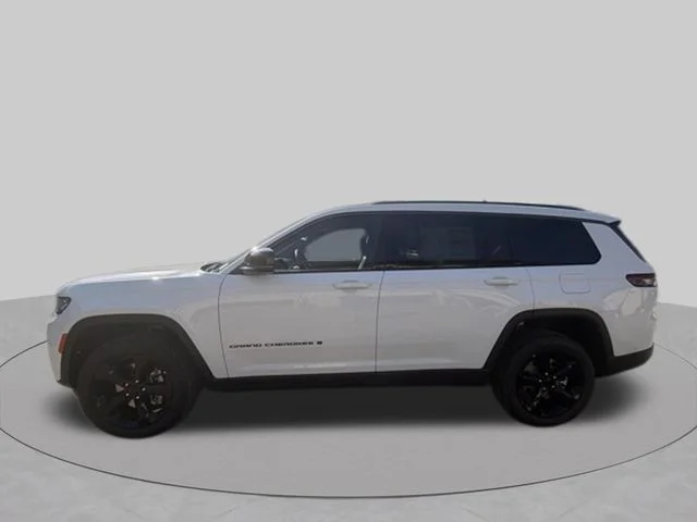 New 2026 Bright White Clearcoat Jeep Limited image 6