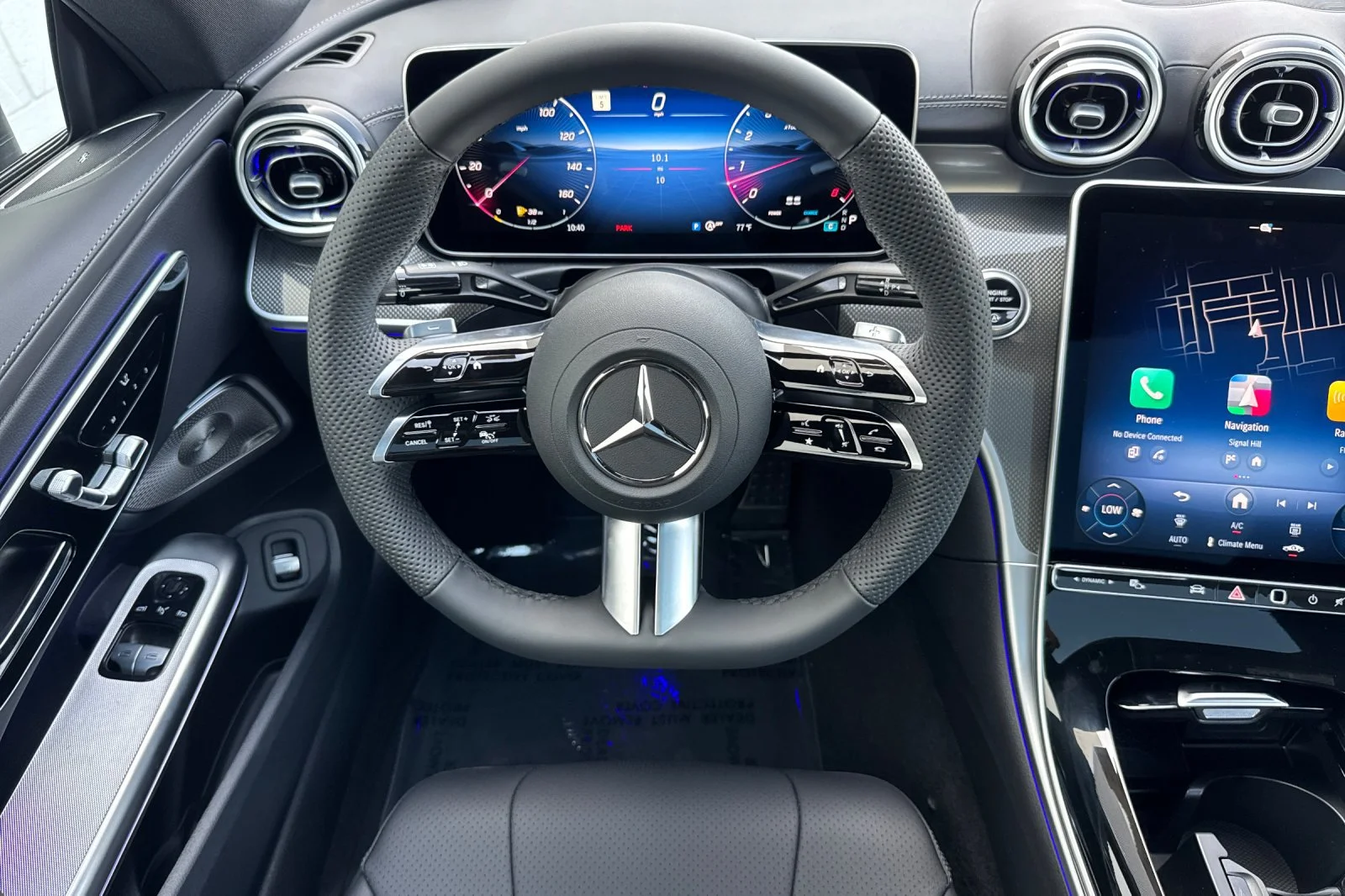 New 2027 MANUFAKTUR Moonlight White Metallic Mercedes-Benz CLE 300 image 11