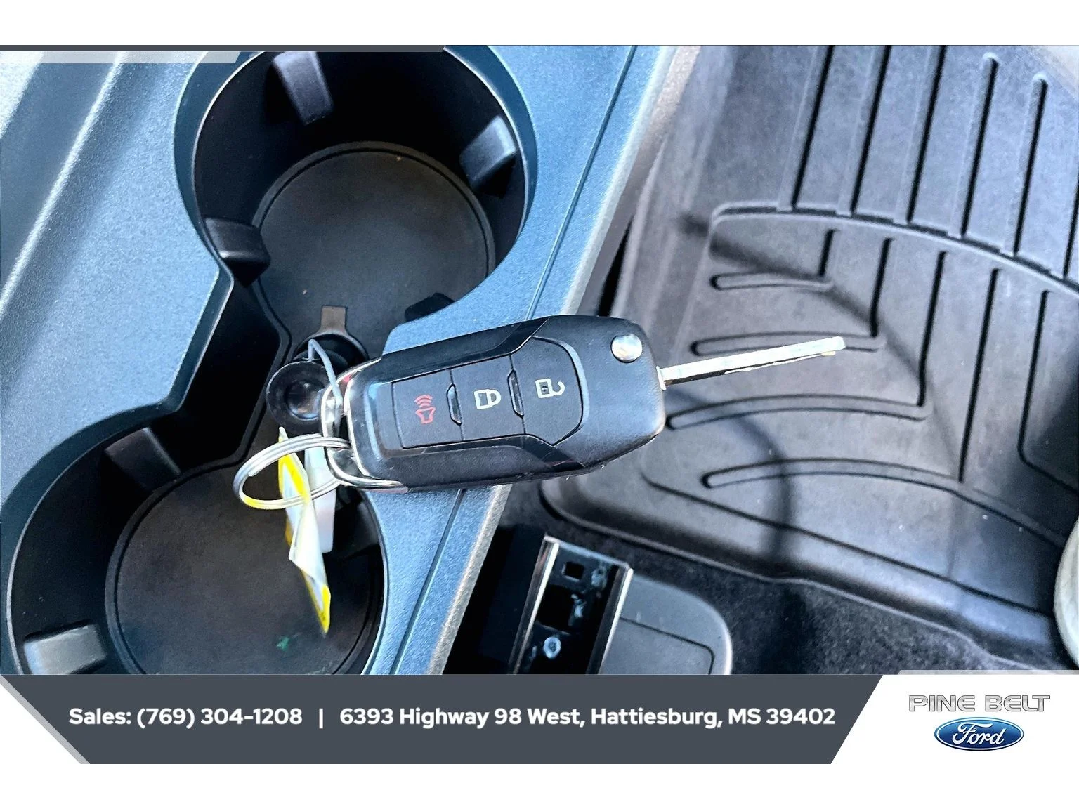 Used 2026 Oxford White Ford XL image 9