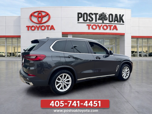 Used 2020 Gray BMW xDrive40i image 10