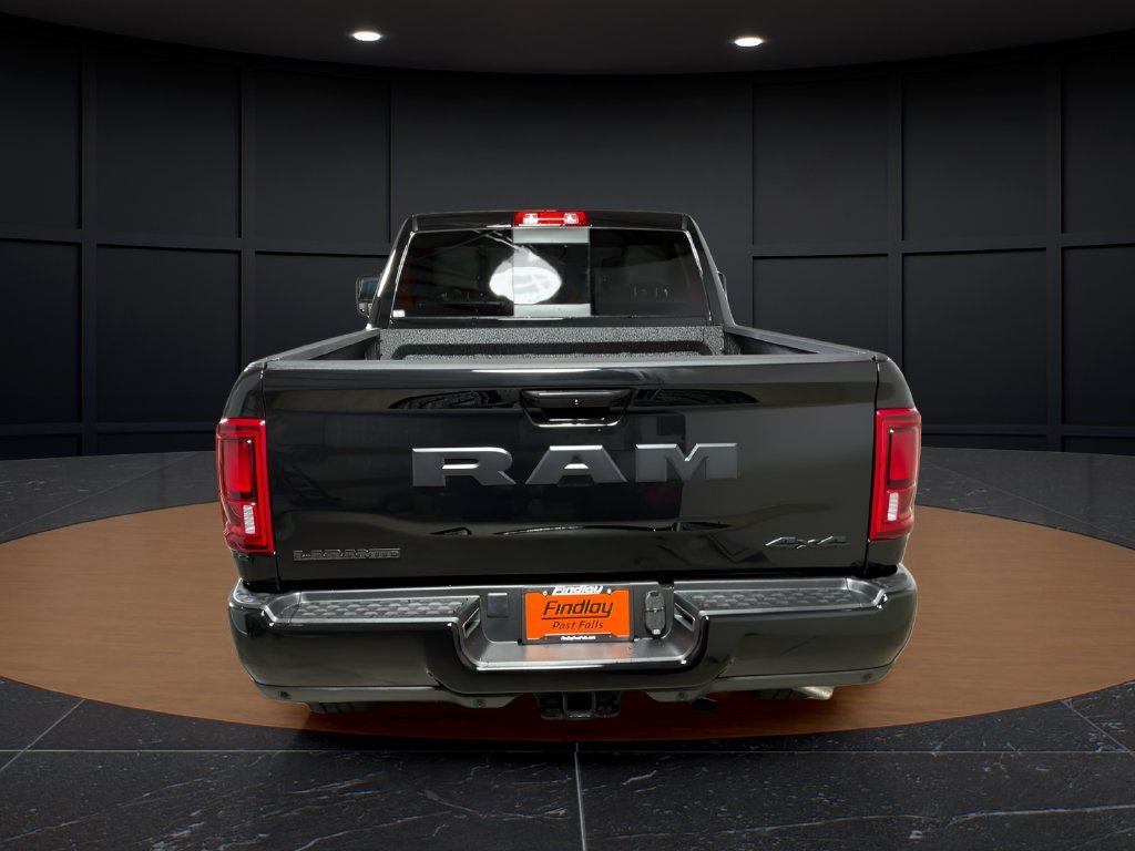 New 2027 Diamond Black Crystal Pearl-Coat Exterior Paint RAM Laramie image 4