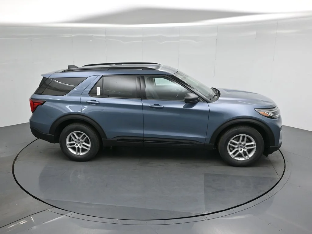 New 2026 Vapor Blue Metallic Ford Active image 37