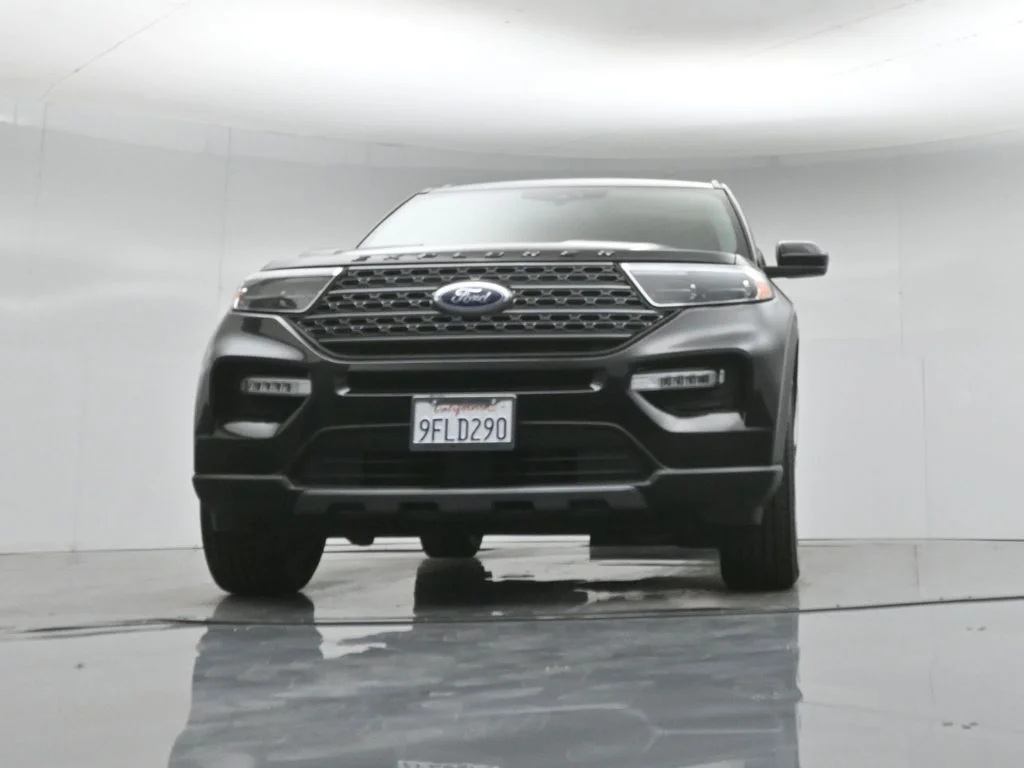 Certified Used 2022 Black Ford XLT image 50