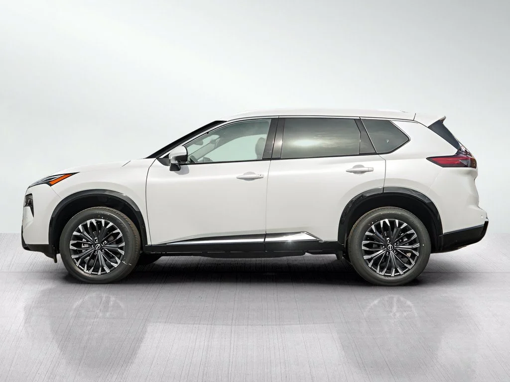 New 2026 Everest White Pearl Tricoat Nissan Platinum image 4
