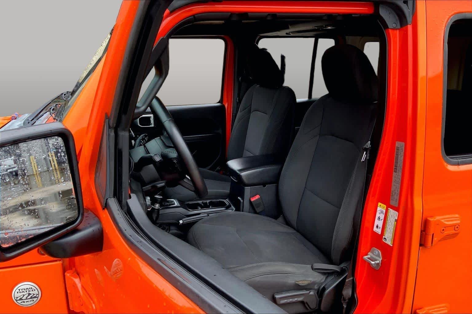 Used 2018 Punkn Metallic Clearcoat Jeep Sport S image 8