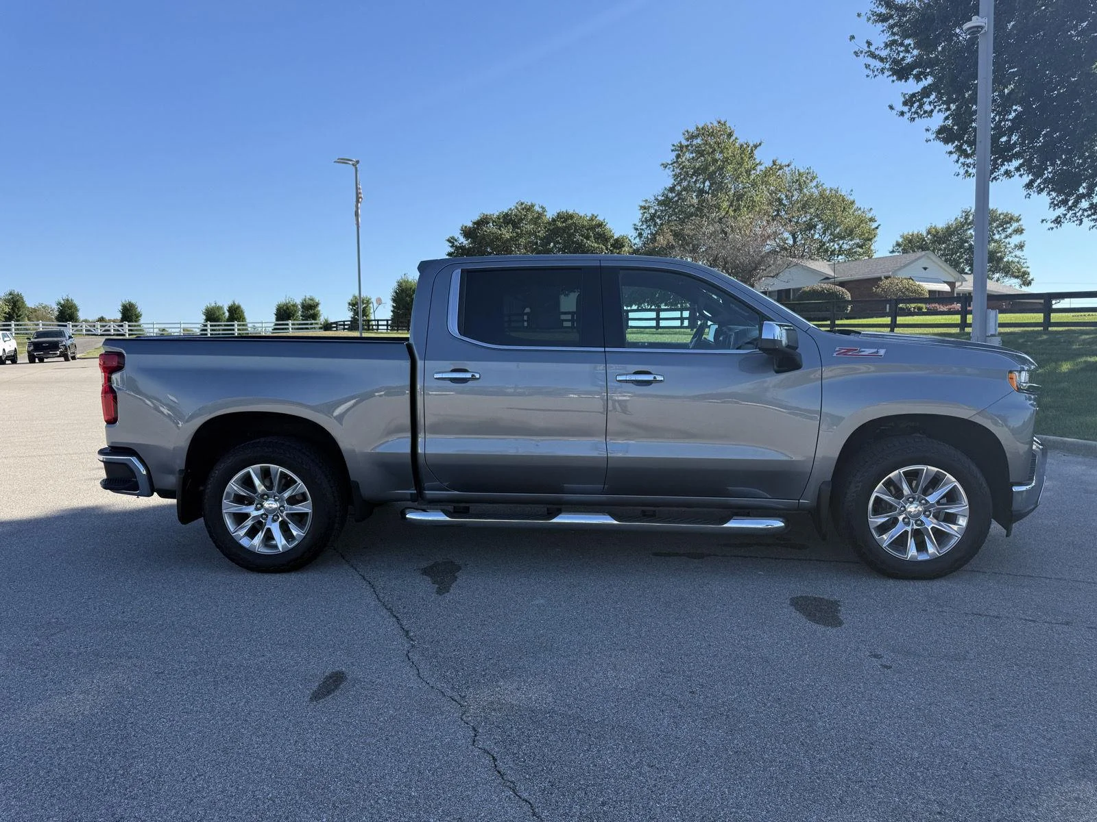 Used 2020 Shadow Gray Metallic Chevrolet LTZ image 8
