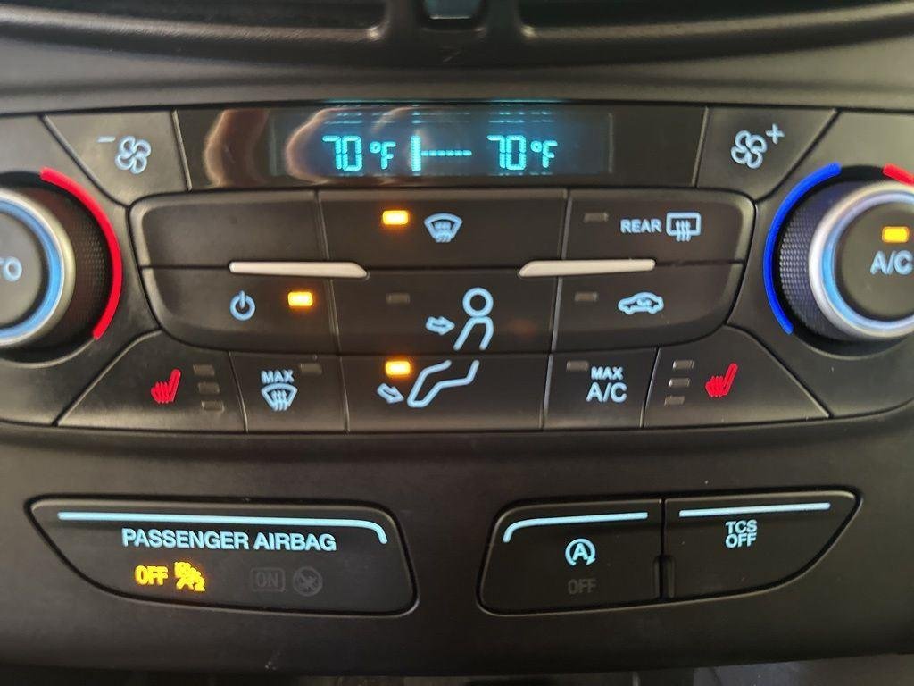 Used 2019 Ingot Silver Ford SE image 6