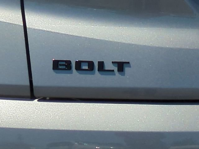 2027 Chevrolet Bolt LT - Photo 10
