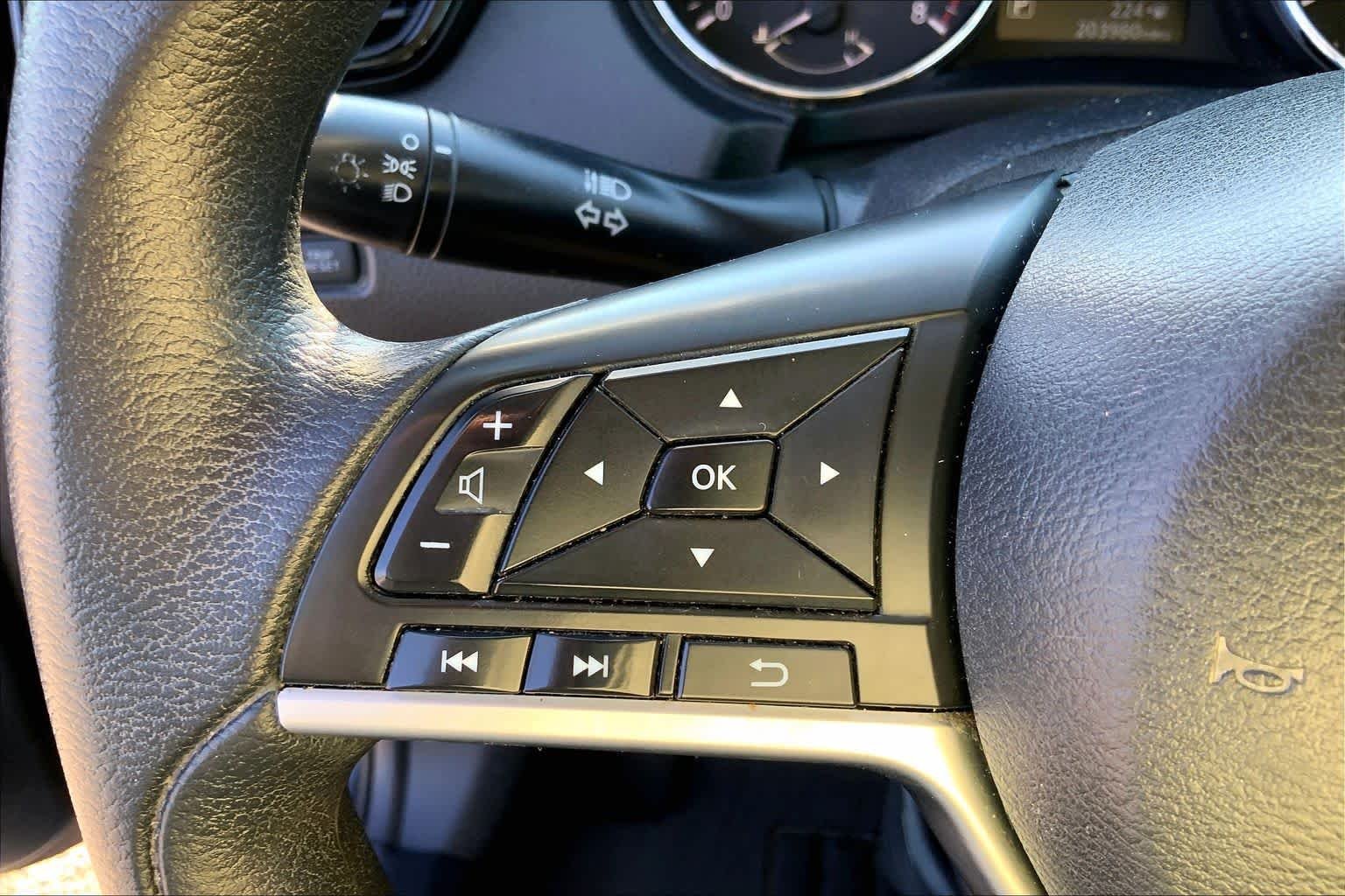 Used 2017 Magnetic Black Nissan S image 21