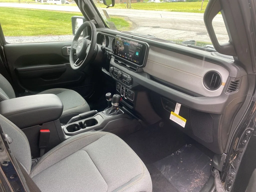 2025 Jeep Gladiator Sport S - Photo 13