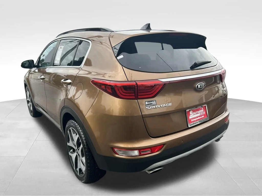 Used 2018 Brown Kia SX image 5