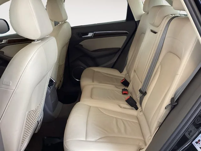 Used 2015 Brilliant Black Audi Premium Plus image 13