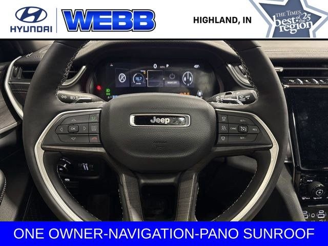 Used 2025 Silver Jeep Limited image 22