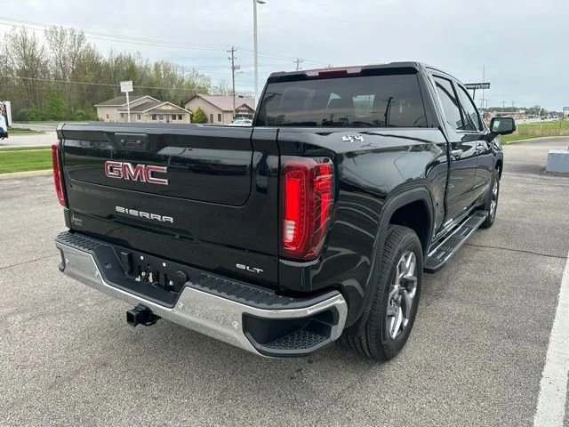 2026 GMC Sierra 1500 SLT - Photo 17