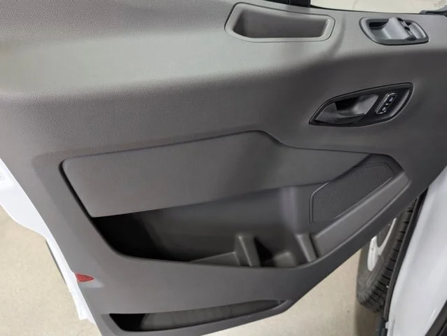 New 2026 Oxford White Ford Cargo Van image 35