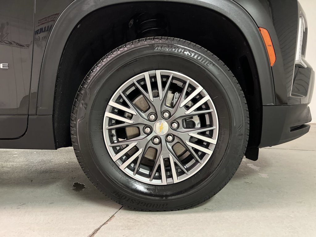 2025 Chevrolet Traverse LT - Photo 10