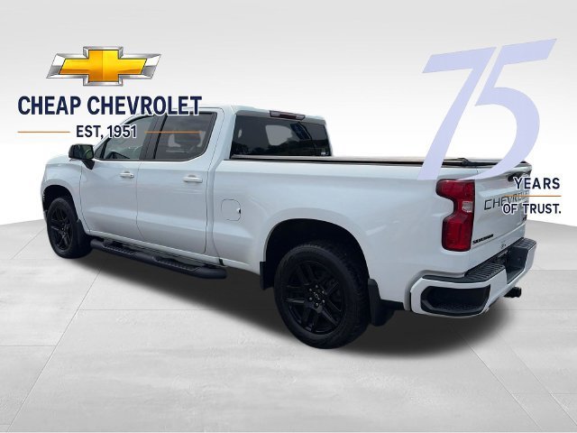 Used 2024 Summit White Chevrolet RST image 3