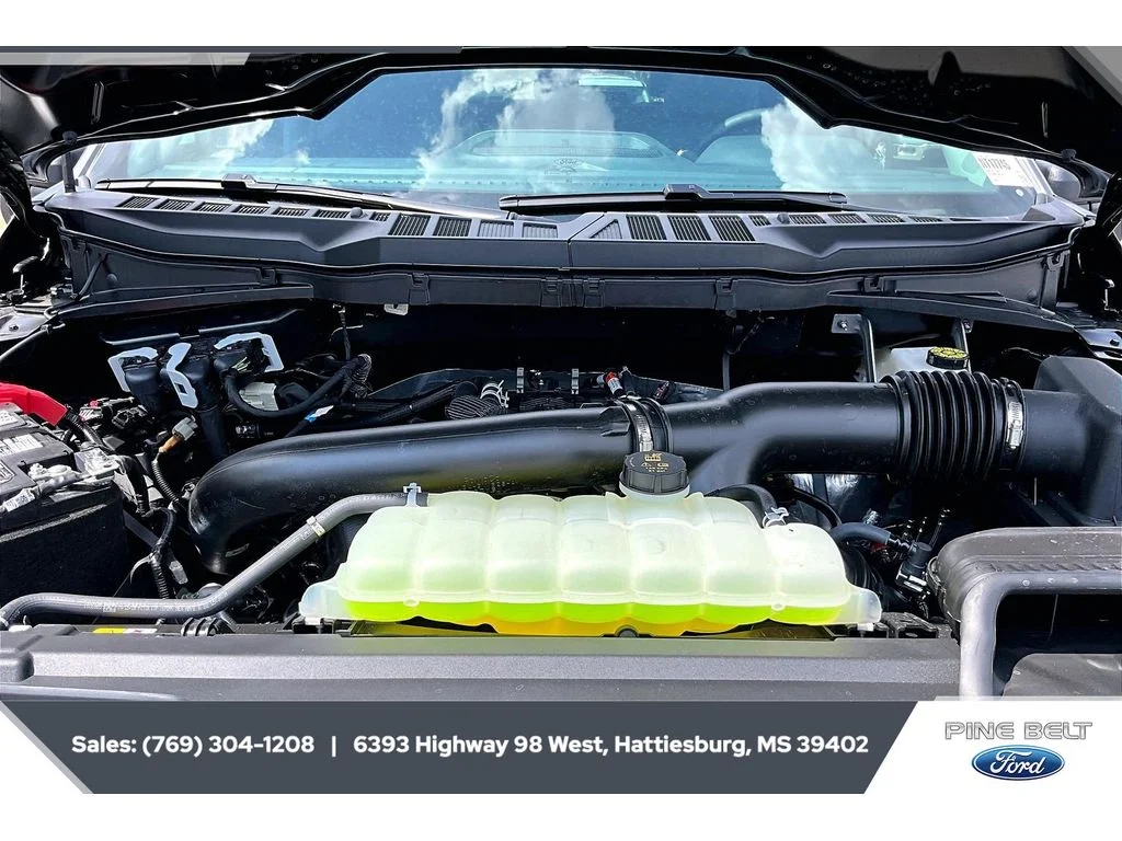 New 2026 Carbonized Gray Metallic Ford XLT image 8